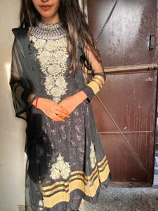 Elegant Black Kurta Set with Gold Embellishments