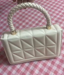 Chic White Quilted Handbag