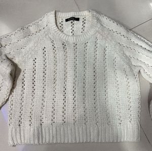 Chic white Knit Sweater