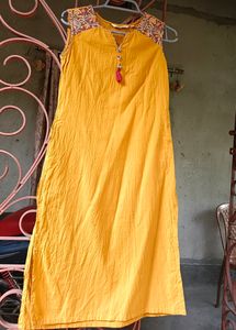 Branded Beautiful Cotton Kurta With Patch Pocket💛