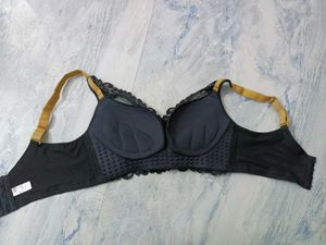 Black Lace Push-up Bra with Yellow Bow