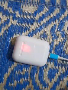earpods i12 good sound quality ..