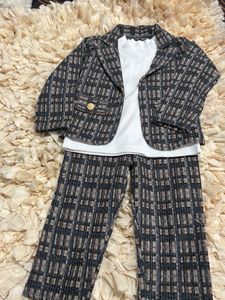 Chic Plaid Blazer Jacket