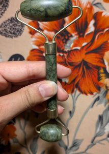 Jade Facial Roller and Hair Massager