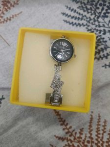 Elegant Women's Watch with Rhinestones
