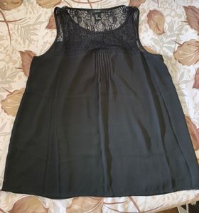 Forever21 Lace Sleeveless Top