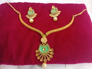 Elegant Necklace & Earring Set