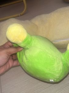 green frog plush