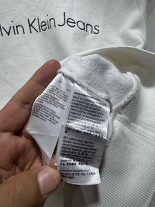 Calvin Klein Jeans White Fleeced Sweatshirt