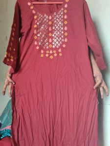 Embroidered Maroon Kurta