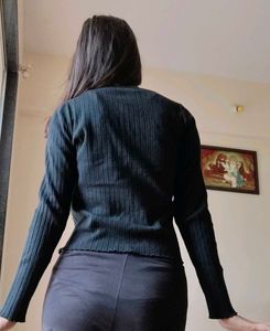Ribbed V-Neck Tie-Up Top