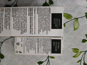 Novology Acne Cleanser &amp; Serum Set