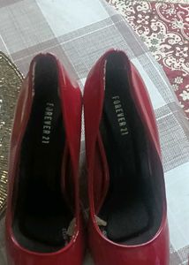 Chic Red Patent Block Heels