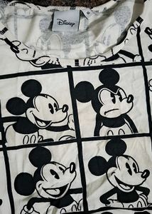 Classic Mickey Mouse t shirt
