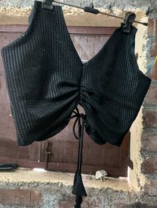 ✨🖤Elegant &amp; sizzling partywear blouse comb