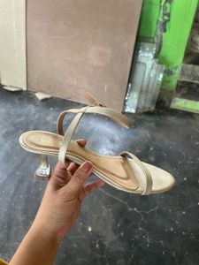 Stylish Gold Heeled Sandals