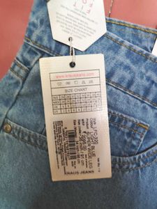 Light wash Gradient flared jeans