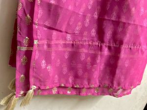 Pink &amp; Gold Print Scarf