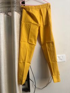 beautiful pants to be worn with kurties