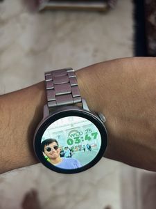 BeatXp evoke neo silver smart watch.