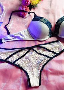 Lace Bra and Panty Set