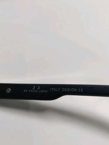 Transitional Stylish Black Frame Sunglasses