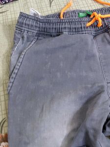 Grey Jogger Jeans of kids