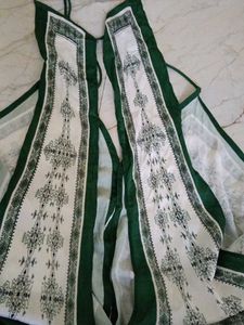 Stylish Printed V-Neck Sleeveless Top