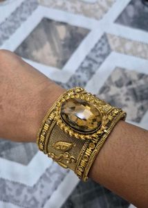 Exquisite Gold Tone Cuff Bracelet adjustable