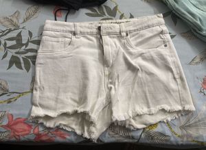 white denim short