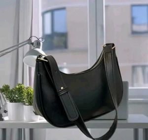 Chic Black Shoulder Bag 1bag