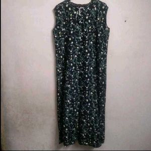 Floral Print Sleeveless Maxi Dress