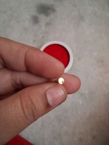 Dainty Gold star nosepin