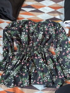 Floral Print Long Sleeve Top
