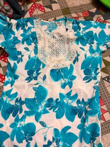 Beautiful Floral Print Kurta