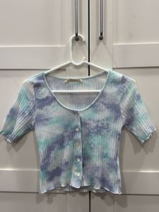 Tie-Dye Button-Up Cropped Top