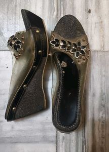 Sparkling Embellished Flat Sandals