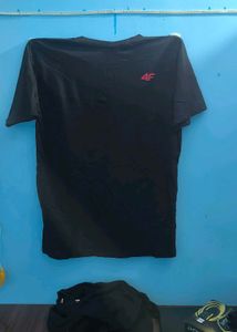 Black Graphic Print T-Shirt
