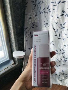 Bare anatomy leave in conditioner