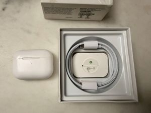 Apple AirPods Pro Gen2 & Cable(Clone)