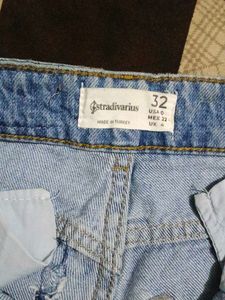 Straight Leg Light Wash Blue Jeans