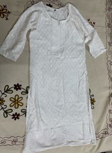 Elegant White Chikankari Kurta