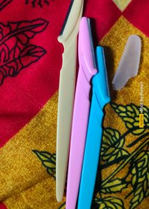Facial &amp; Eyebrow Razor (Pack Of3)