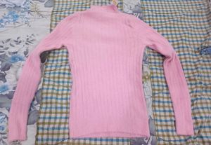 Pink Button-Up woollen top 🥰