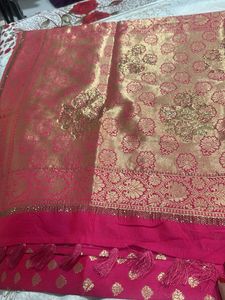 Elegant dark pink banarsi saree