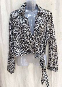 34209. Chic Animal Print Wrap Top