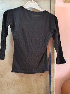 Basic Black Long Sleeve T-Shirt