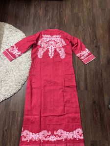 Red Embroidered Kurta