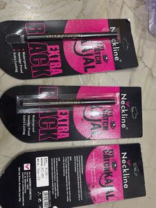 Neckline Extra Black Kajal