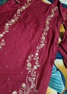Mauve Kurta Set with Golden Embroidery